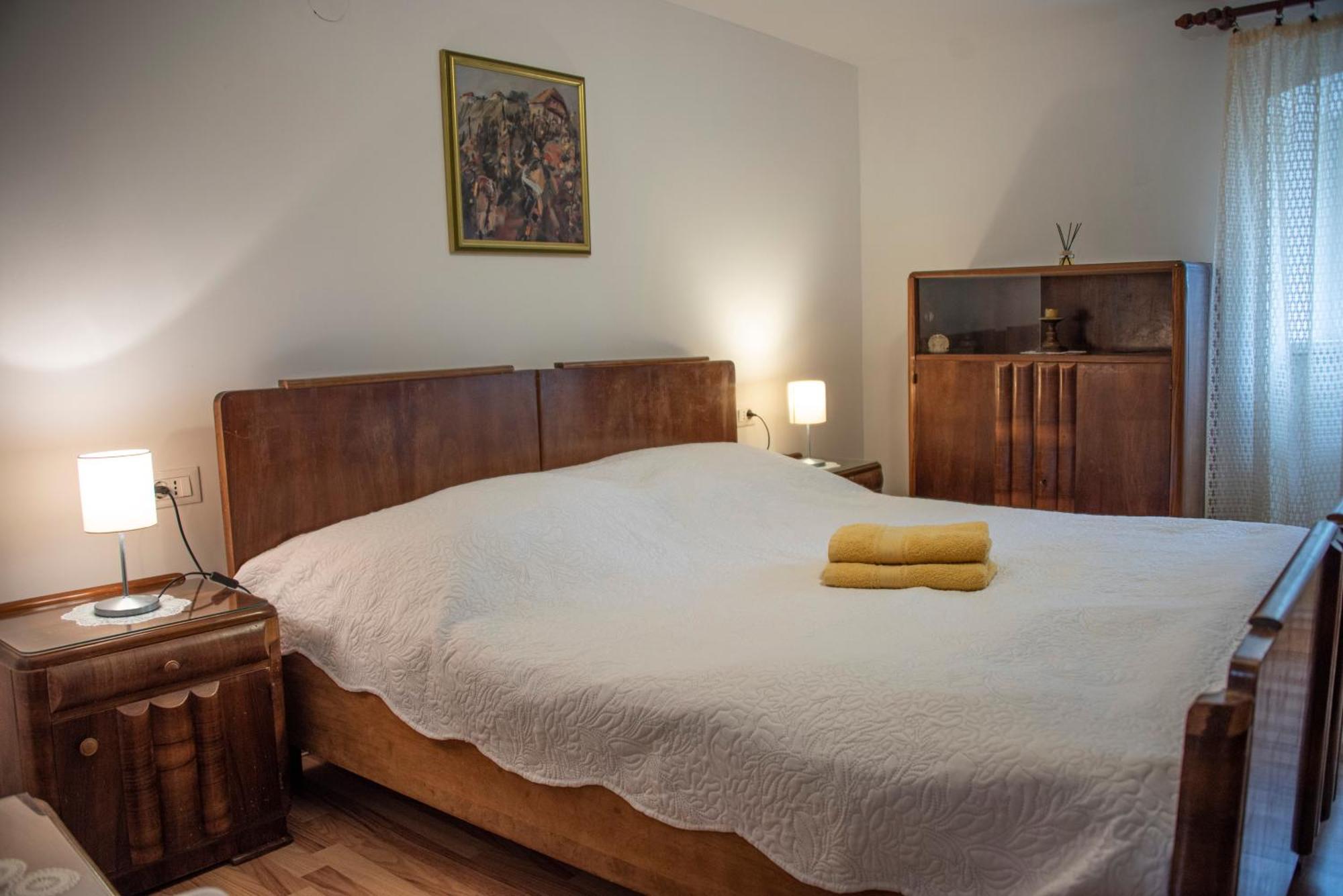Apartman Nives Lubenice Buitenkant foto