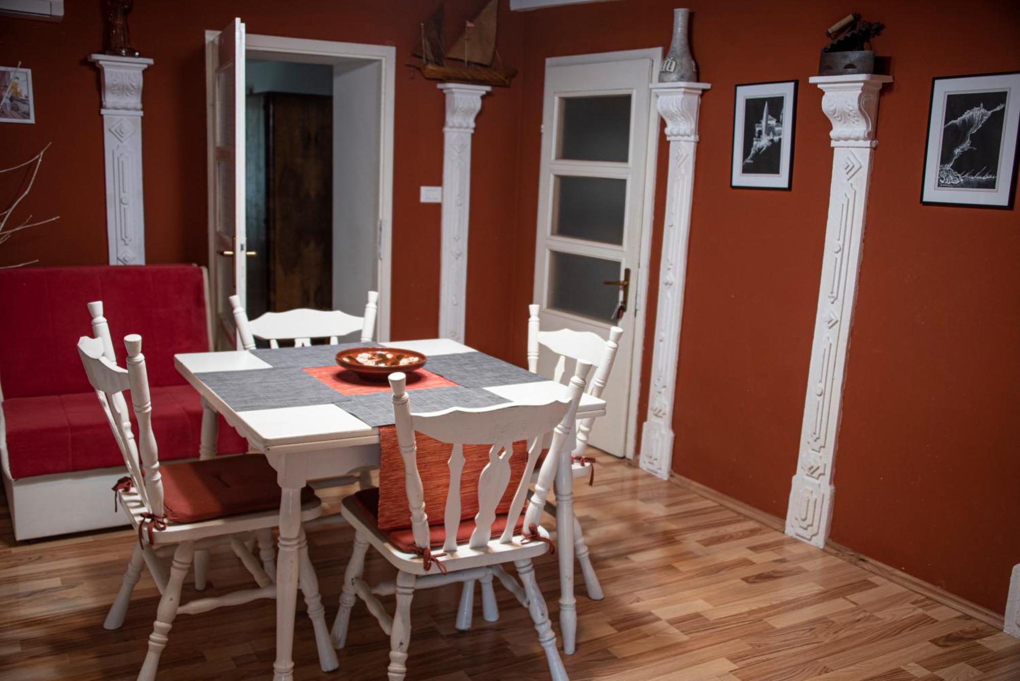 Apartman Nives Lubenice Buitenkant foto