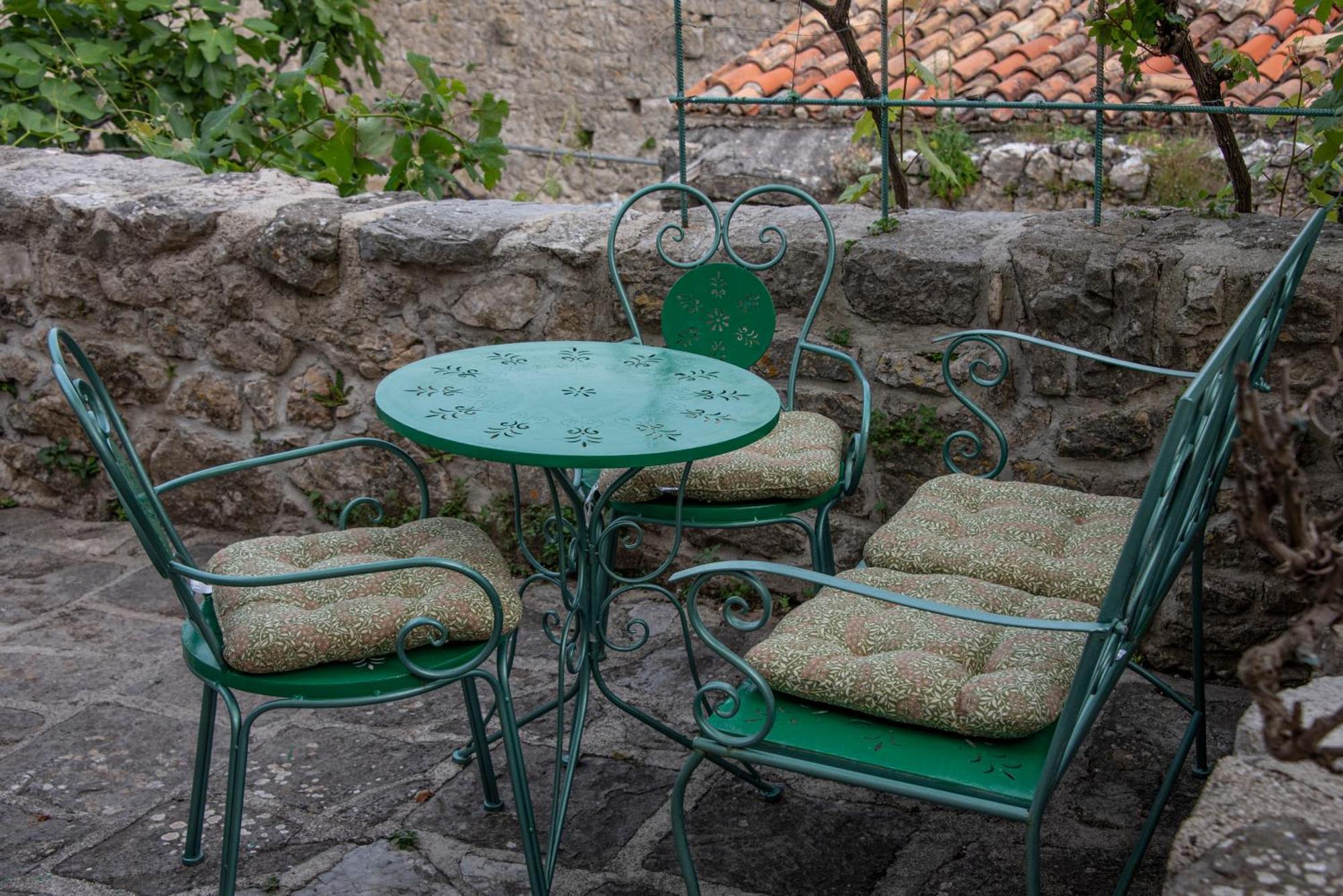 Apartman Nives Lubenice Buitenkant foto